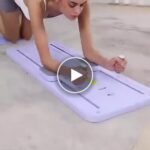Zusammenklappbare Pilates-Matte mit Widerstandsbändern und Timer – video